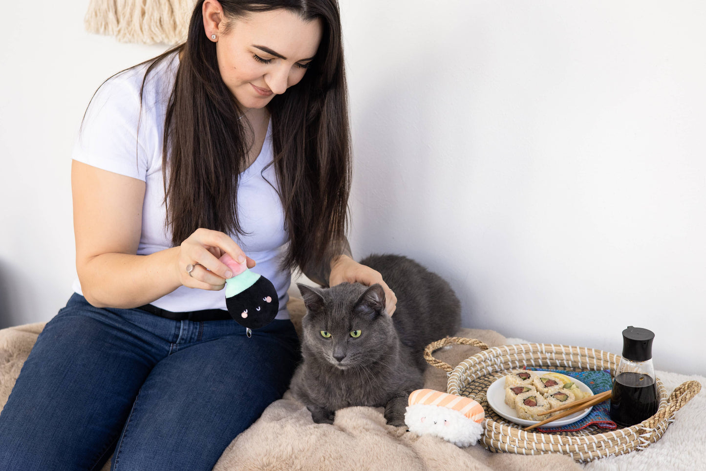 Pearhead Soy Sauce and Sushi Cat Toy Set 2pc